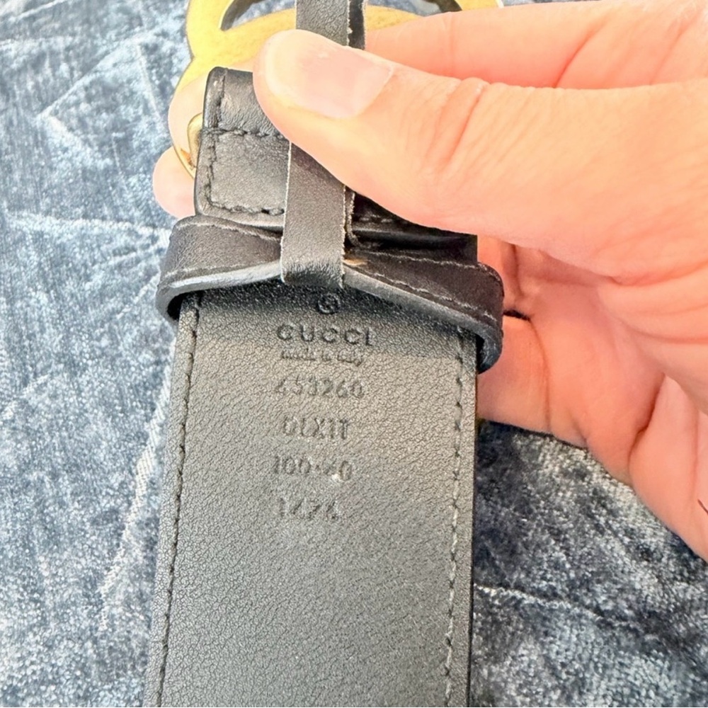 🚩Gucci Black Belt with Gold Pearl Buckle - Picture 3 of 4